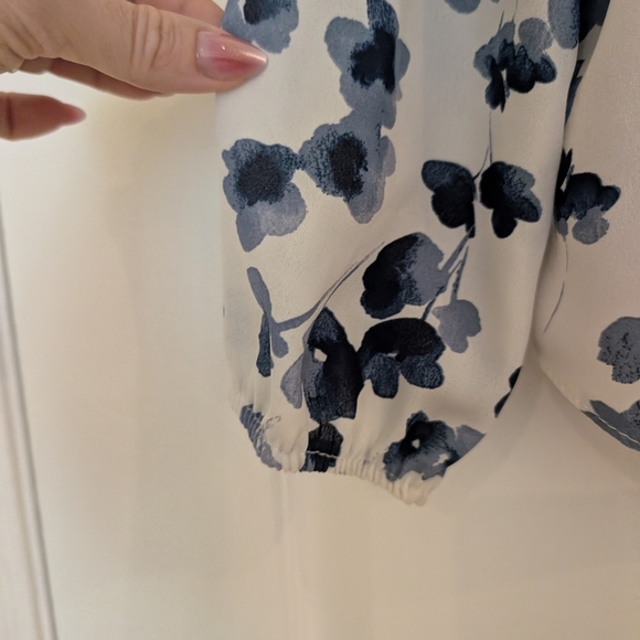 Dorothy Perkins Floral Print Women's Top - Blue and White Size Medium - Picture 6 of 9